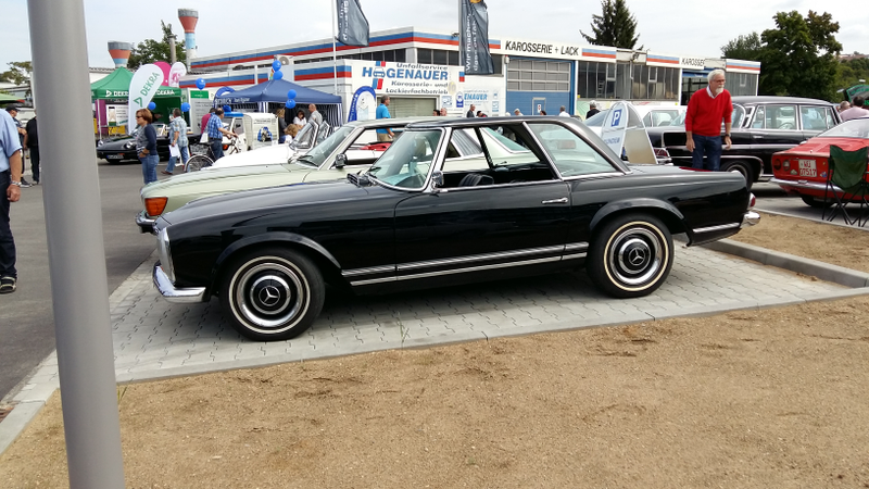 Illustration for article titled Another oldtimer meet photodumpÂ